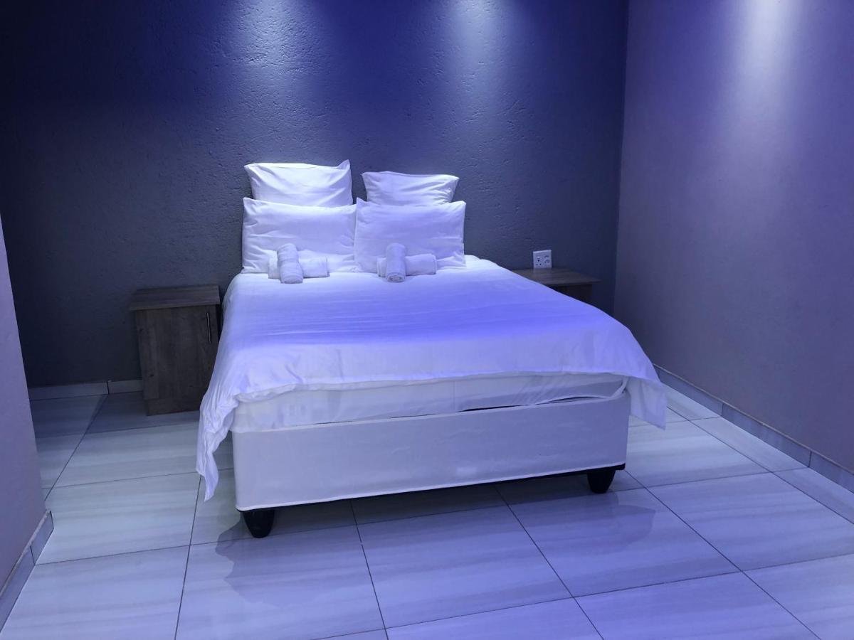 The Nest Overnight And Accommodation Usakos Bagian luar foto
